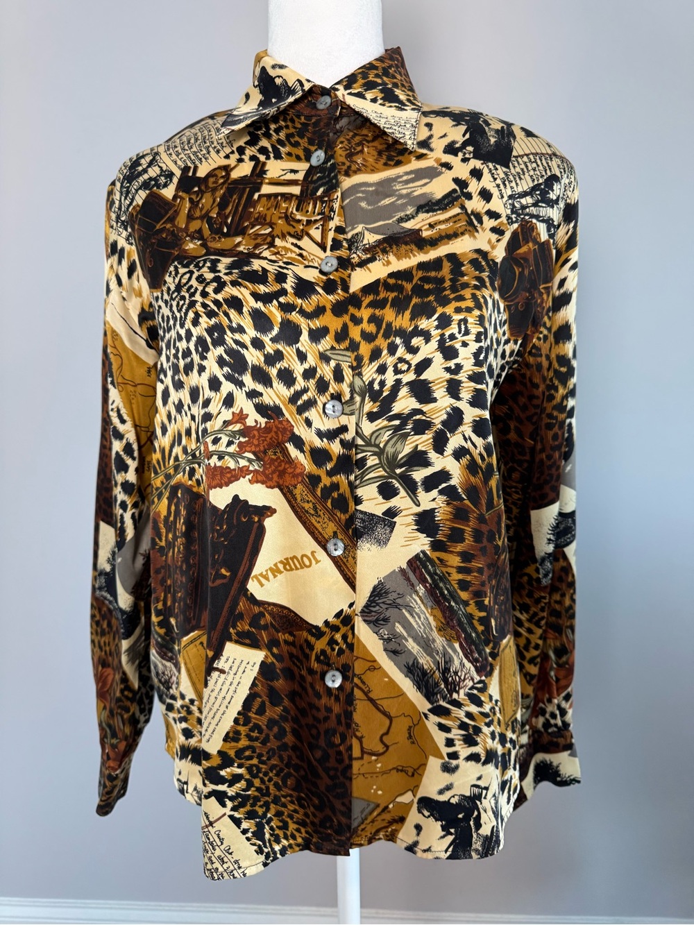 Paolo Santini Safari World Traveler 100% Silk Leopard Button Down Blouse Vintage
